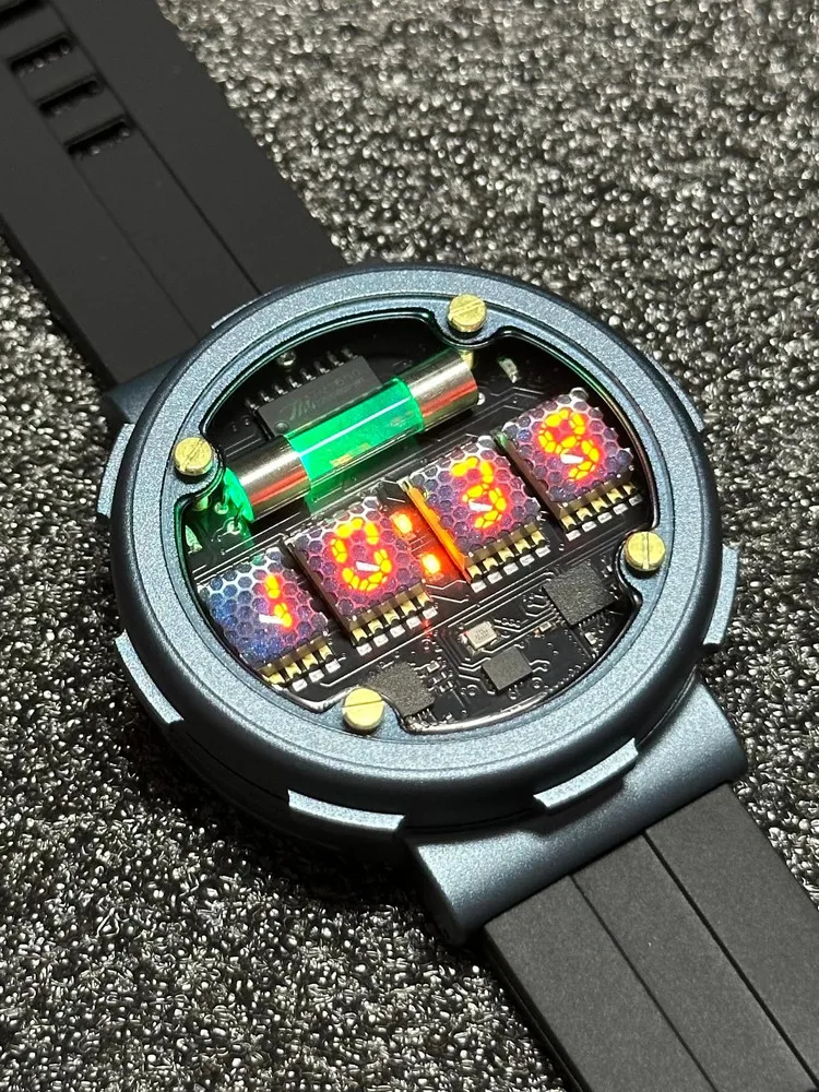 Retro Cyberpunk Nixie Tube Wat - đánh giá và giá Luxury Watch Nice