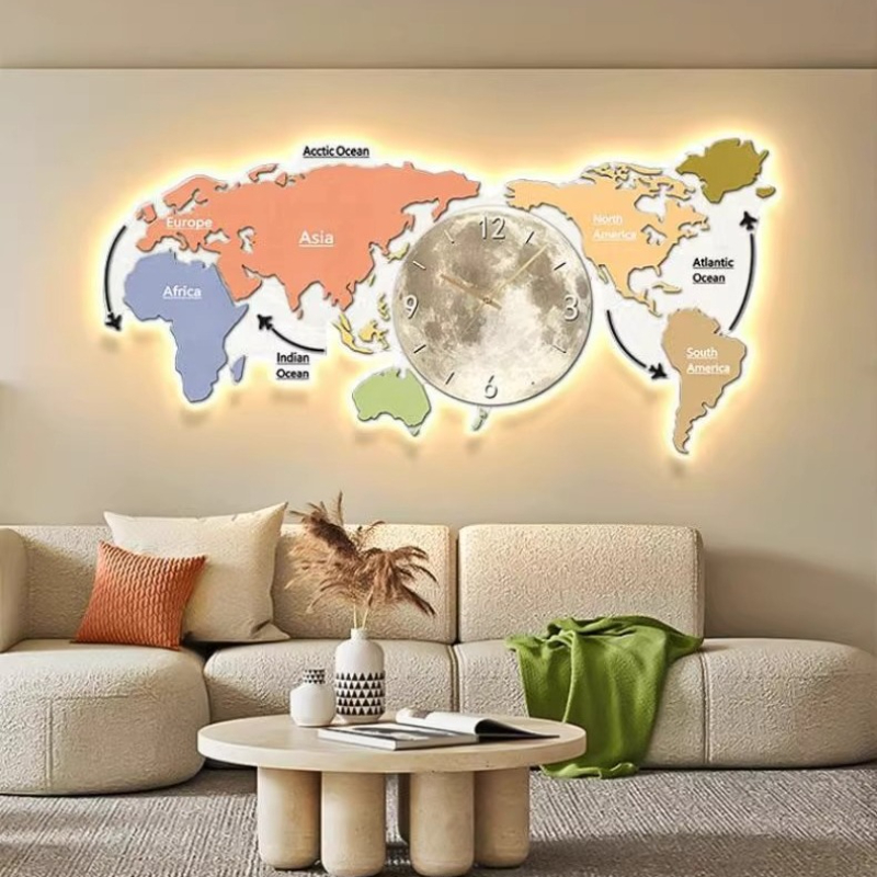 World Map Glowing Wall Clock L - đánh giá và giá Luxury Watch House