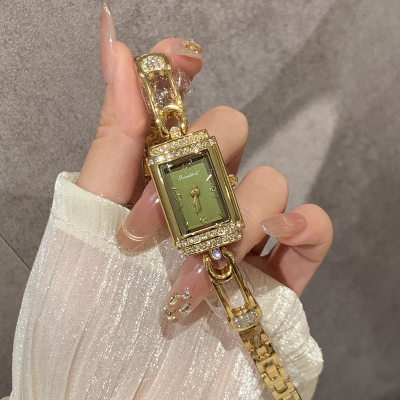 Small pin old money style hand - đánh giá và giá Luxury Watch Value